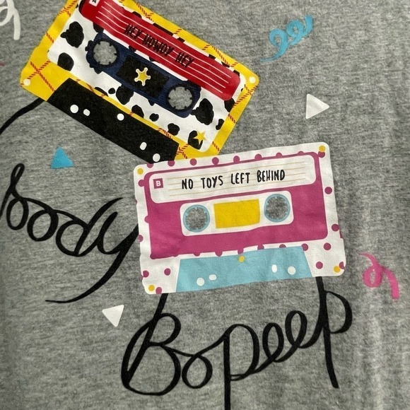 Disney Pixar UT Toy Story Woody Bo Peep Casette Tape t-shirt Small - Picture 3 of 3